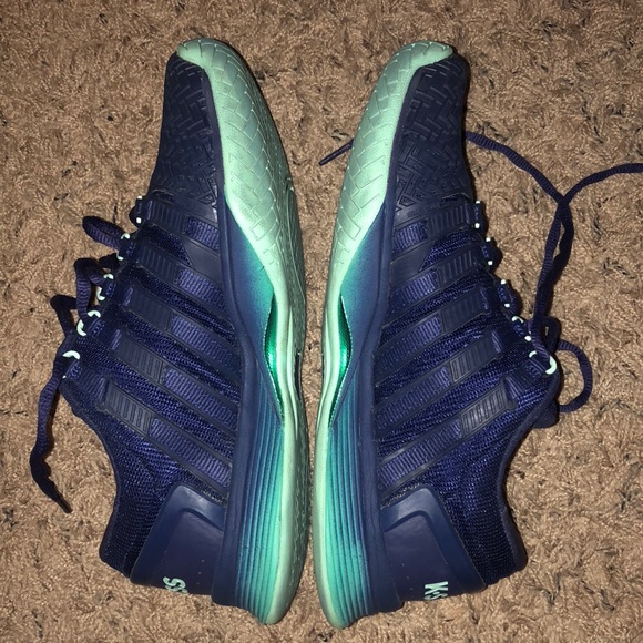 K-Swiss womens tennis shoes, size 9. - Picture 3 of 4